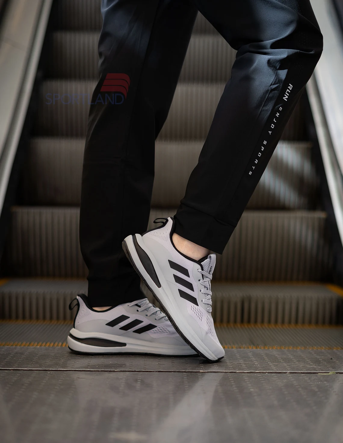 کتونی ورزشی زنانه آدیداس Adidas Voeuy 2.0 W