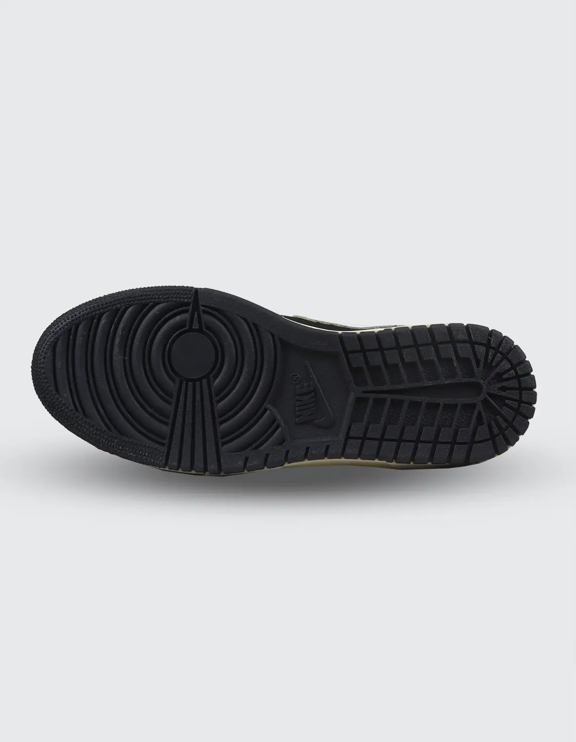کتونی روزانه مردانه نایک Nike Jordan 1 Low Travis Scott M