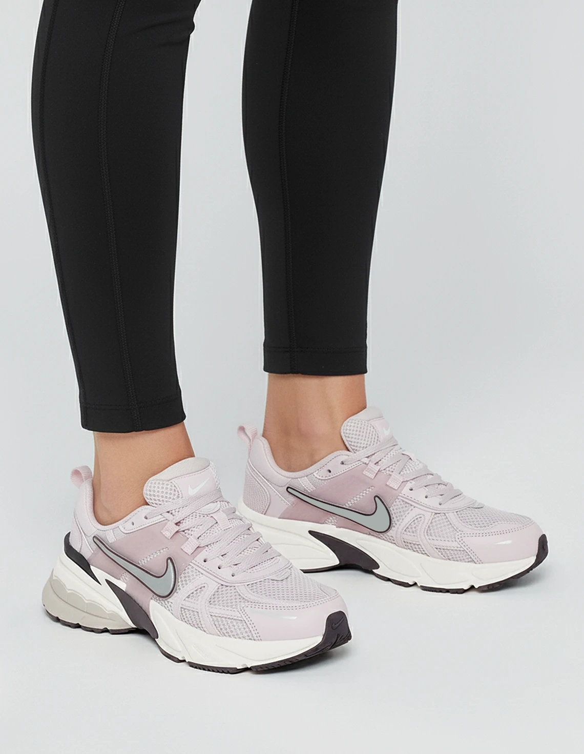 کتونی دویدن زنانه نایک Nike V2K Run W