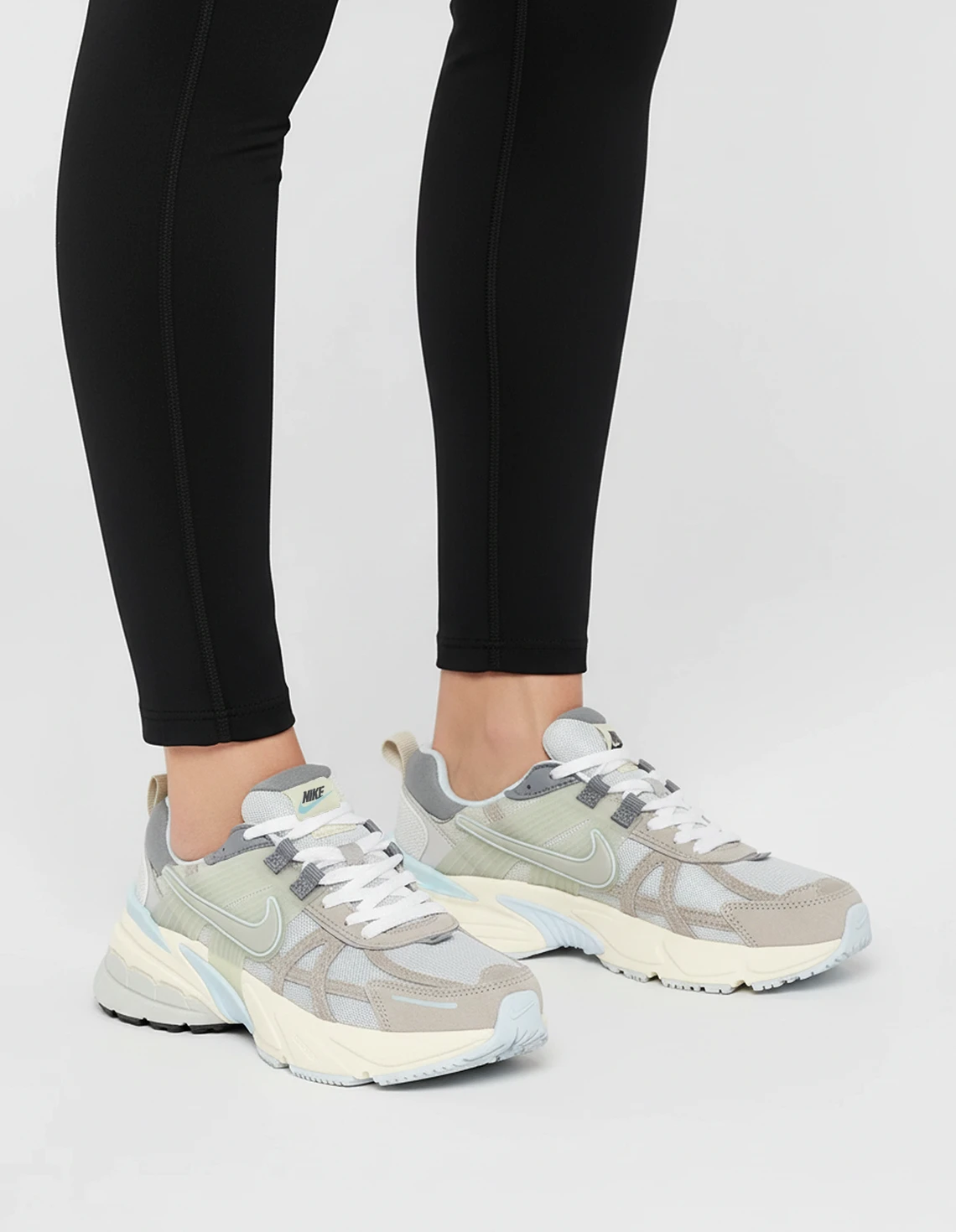 کتونی دویدن زنانه نایک Nike V2K Run W