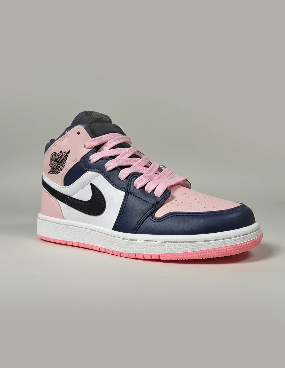 کتونی روزانه زنانه نایک Nike Air Jordan 1 Mid Shadow W