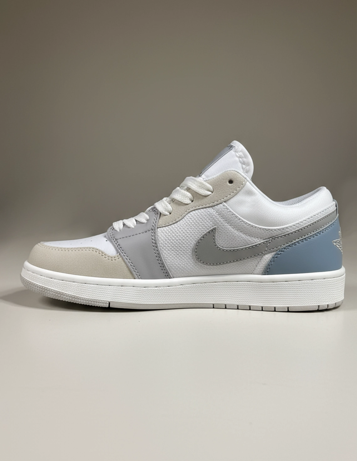 کتونی روزانه مردانه نایک Nike Air Jordan 1 Low LX M
