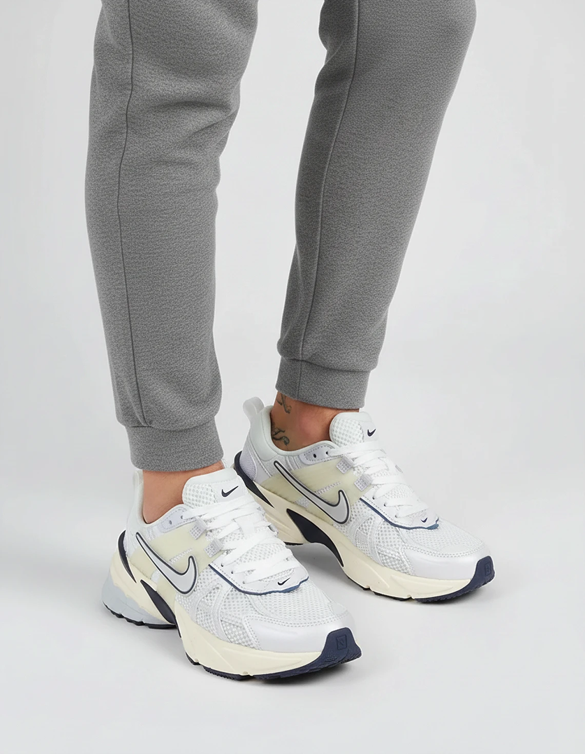کتونی دویدن مردانه نایک Nike V2K Run M