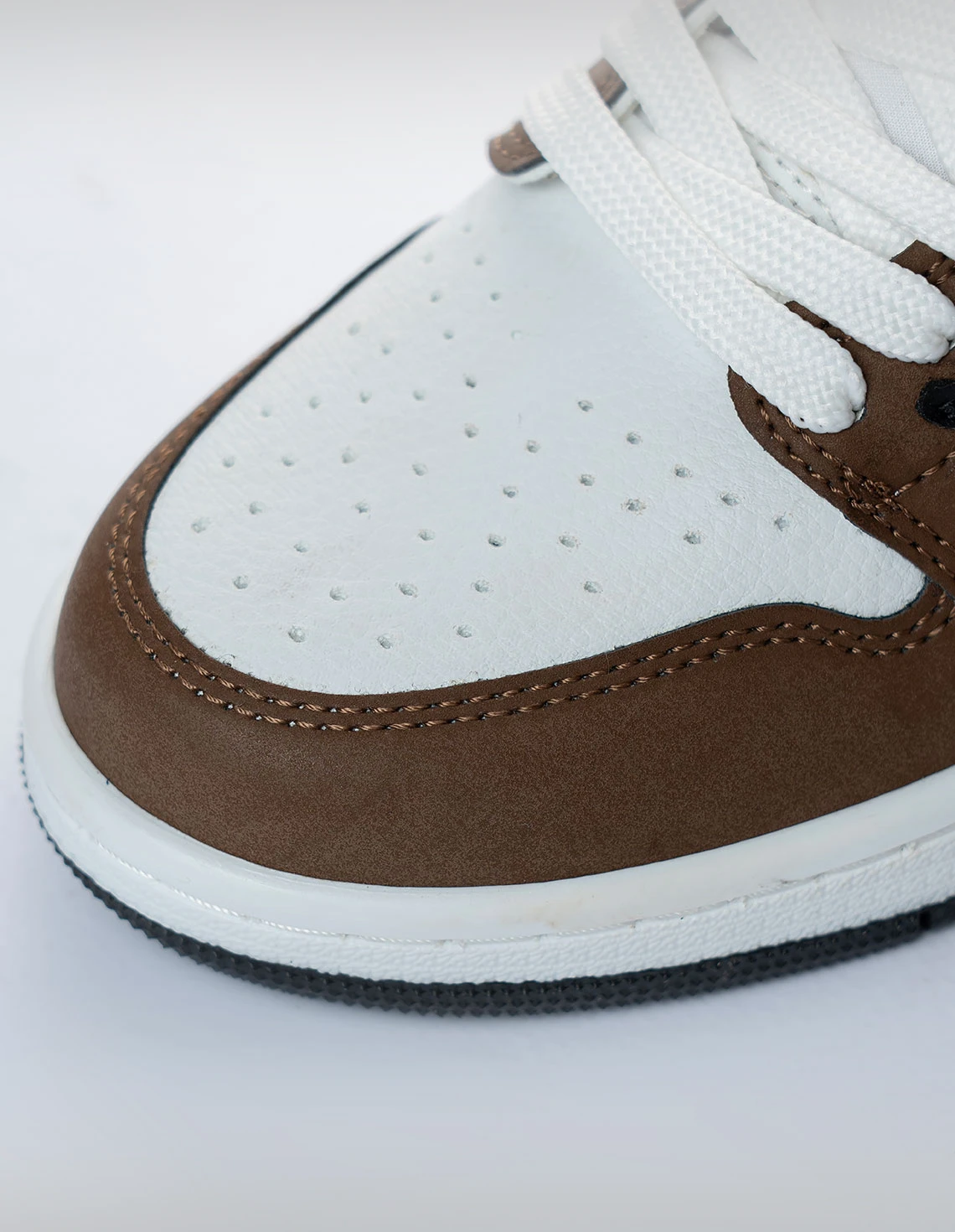 کتونی روزانه زنانه نایک Nike Jordan Travis Scott 1 Mid W