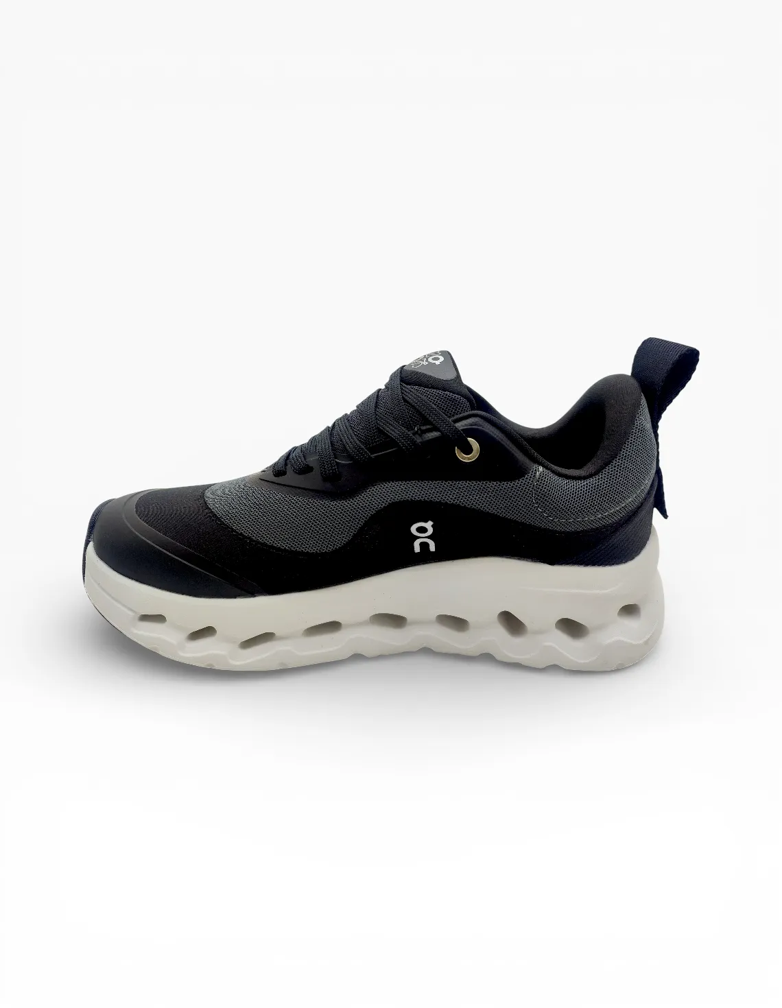کتونی دویدن Unisex آن رانینگ Cloud Nova U