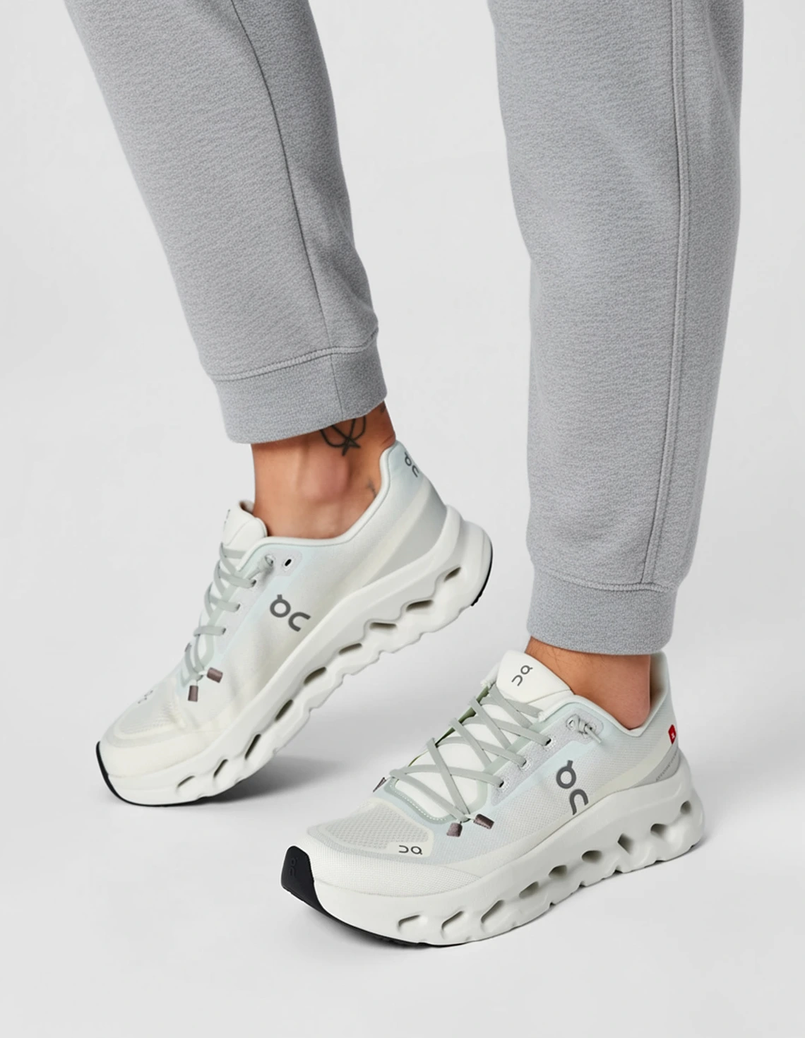 کتونی دویدن Unisex آن رانینگ ON Move U