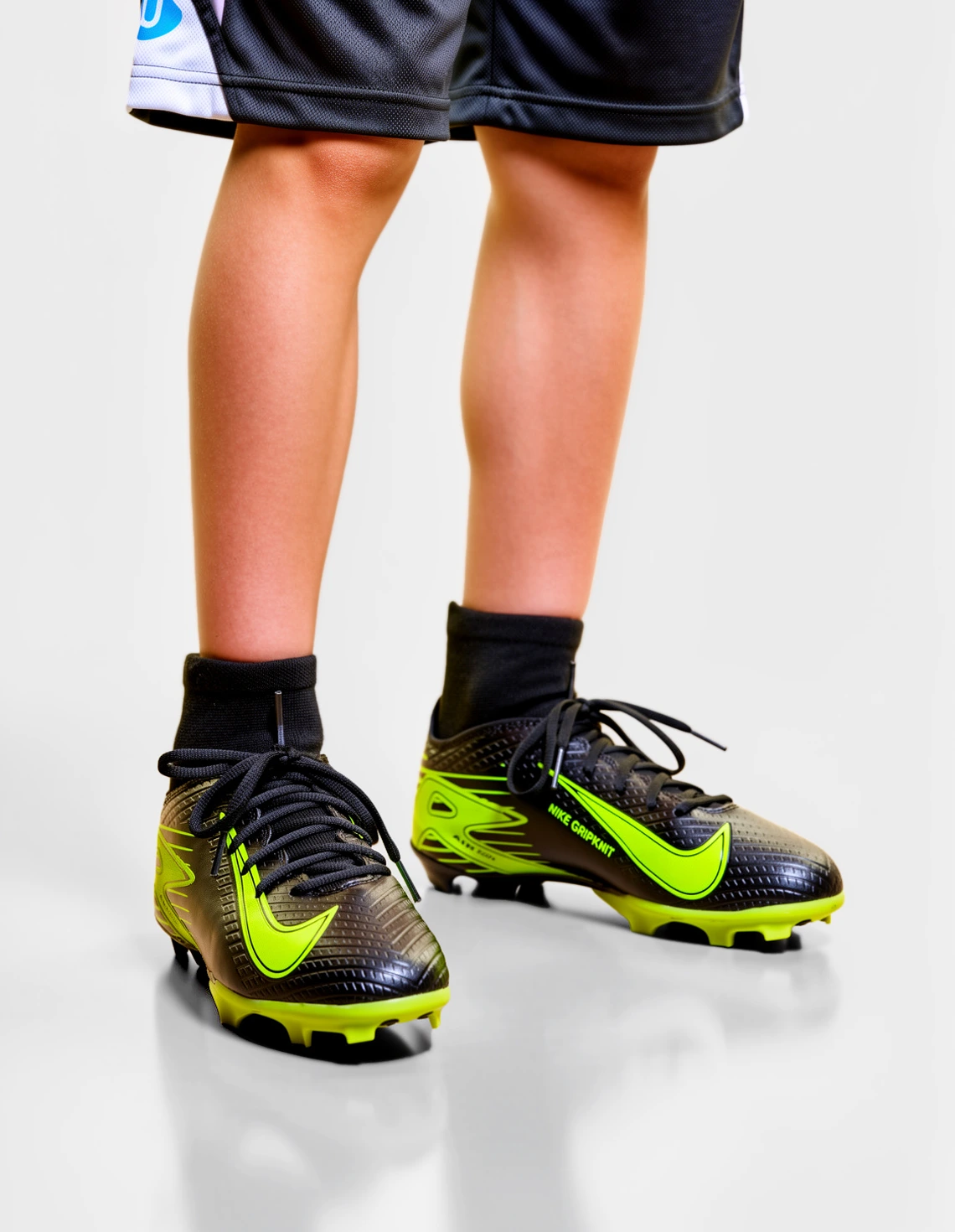 کتونی فوتبال پسرانه نایک Nike Nike Air Zoom Mid J