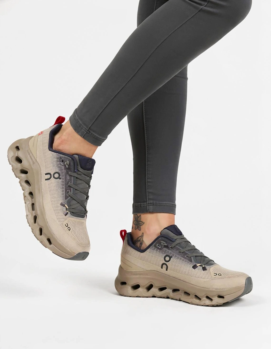 کتونی دویدن Unisex آن رانینگ ON Move U