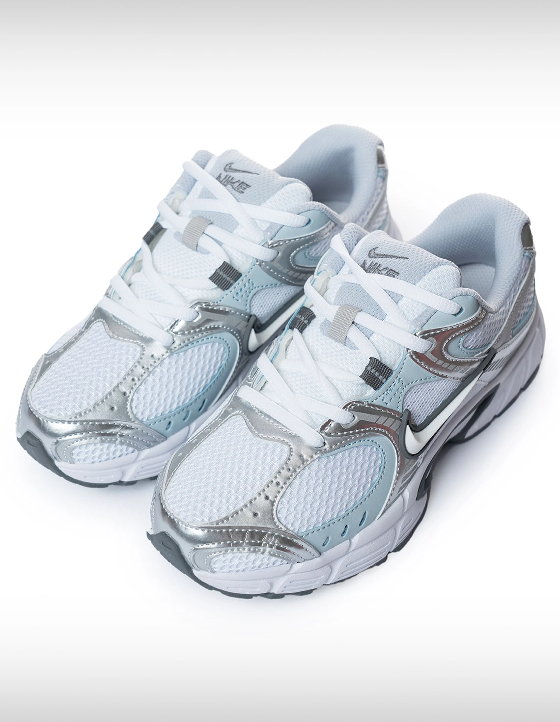 کتونی روزانه Unisex نایک Nike Nike V5 RNR U