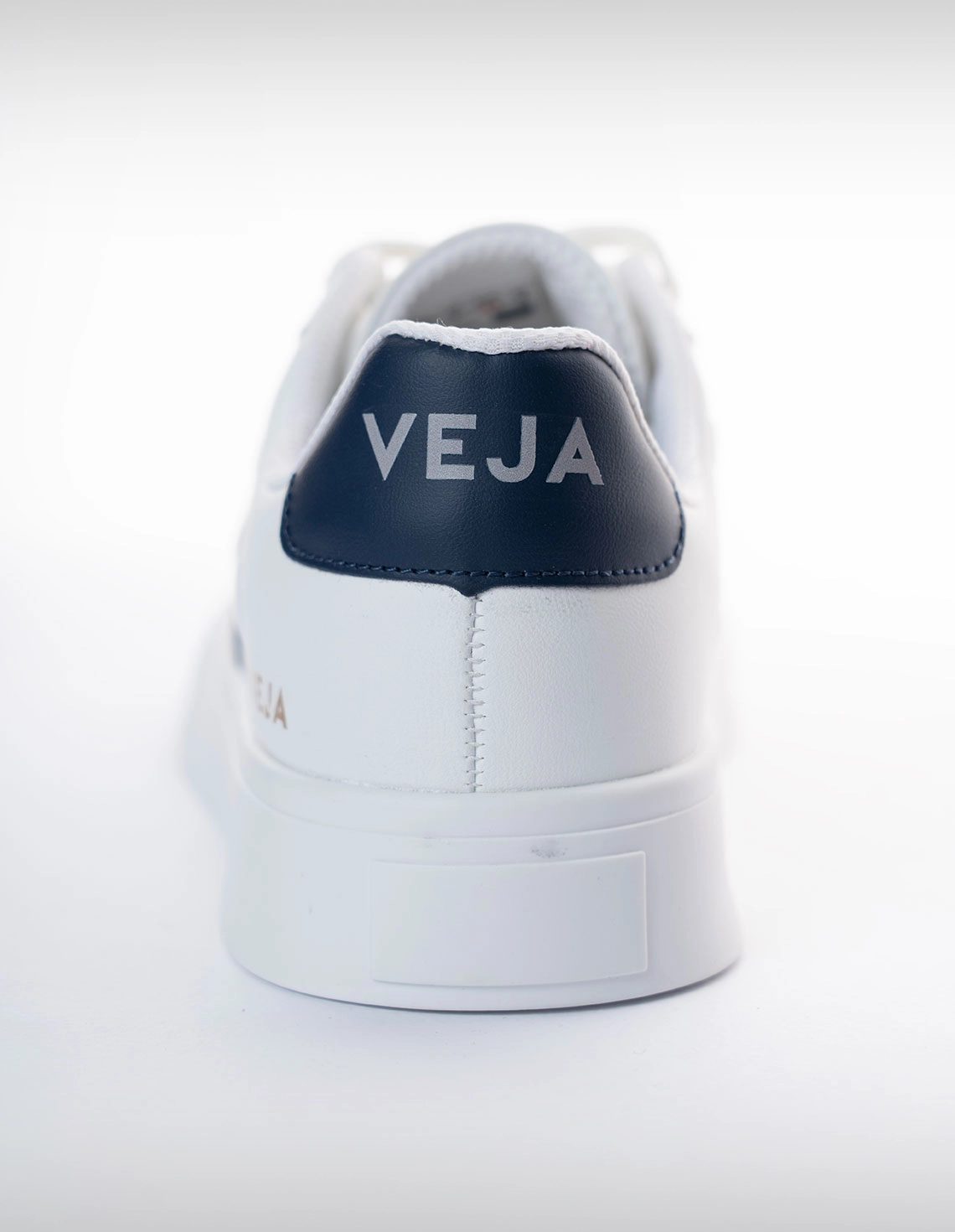 کتونی روزانه Unisex VEJA Veja One U