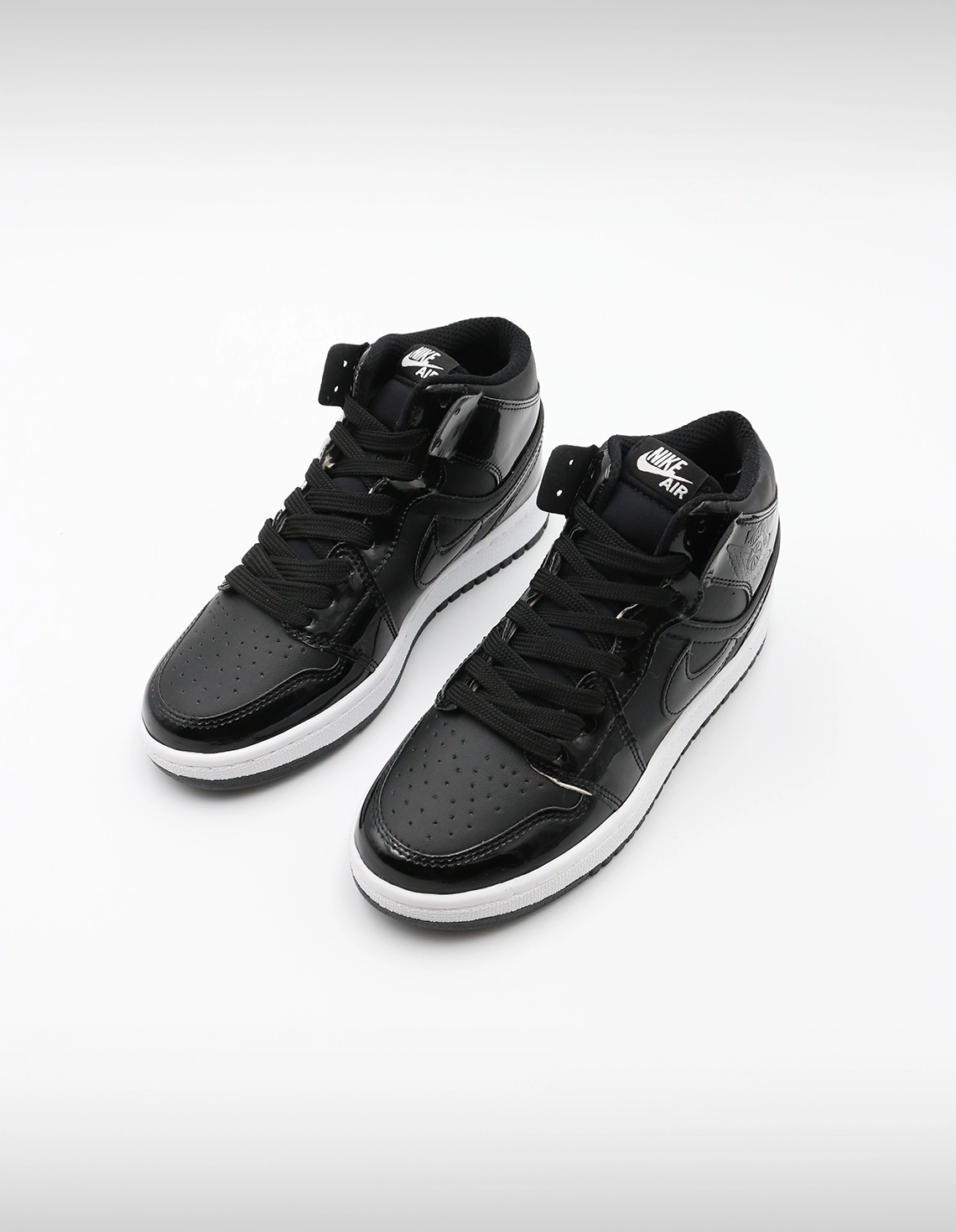 کتونی روزانه زنانه نایک Nike Air Jordan 1 Mid Dark W