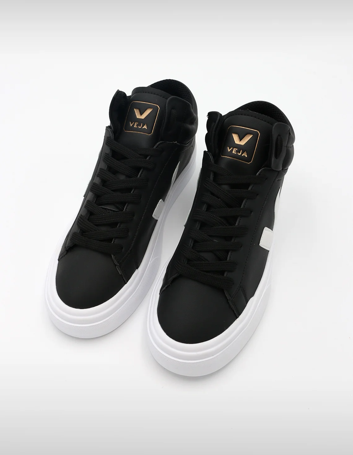 کتونی روزانه Unisex VEJA Veja One Mid U